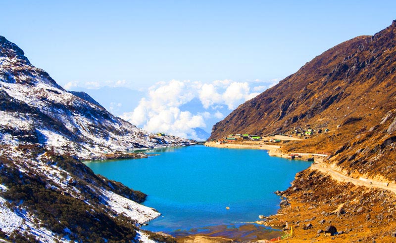 img/Tsomgo-Lake.jpg