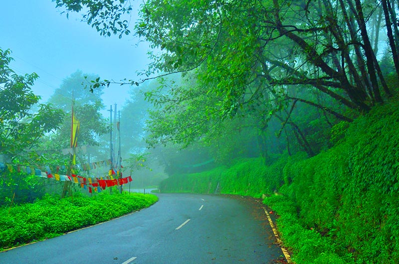 img/gangtok-passing.jpg
